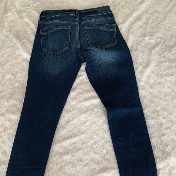 NEW Express Mid Rise Jeans - Picture 12 of 15